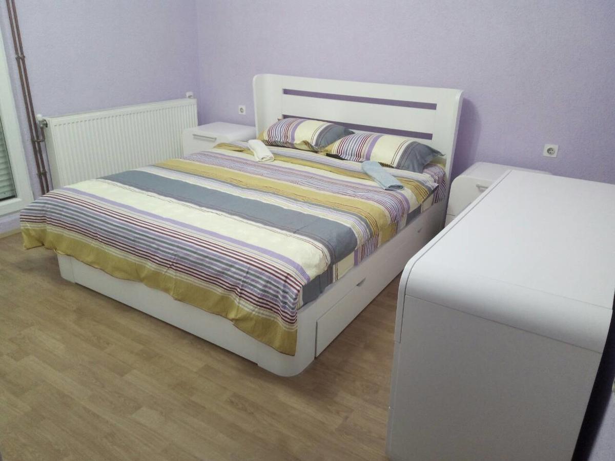 Apartments Holiday Вране Экстерьер фото