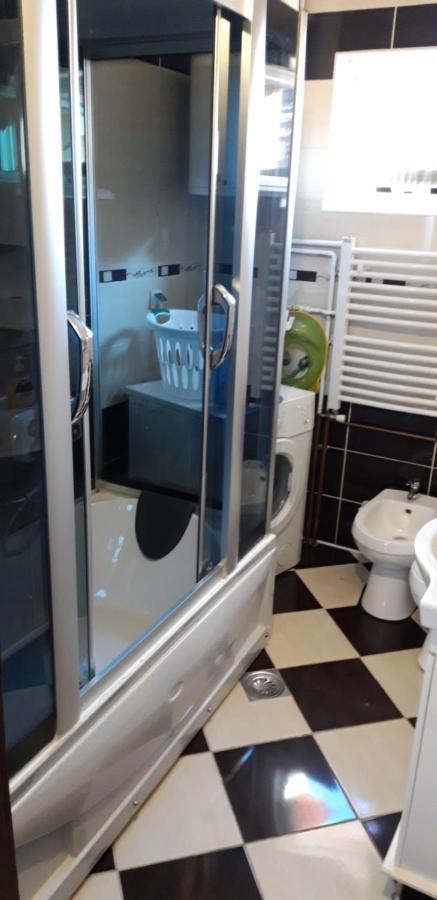 Apartments Holiday Вране Экстерьер фото