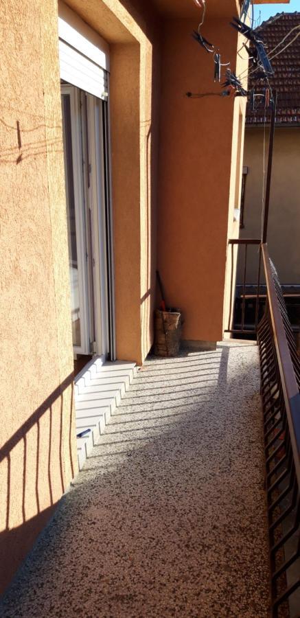Apartments Holiday Вране Экстерьер фото